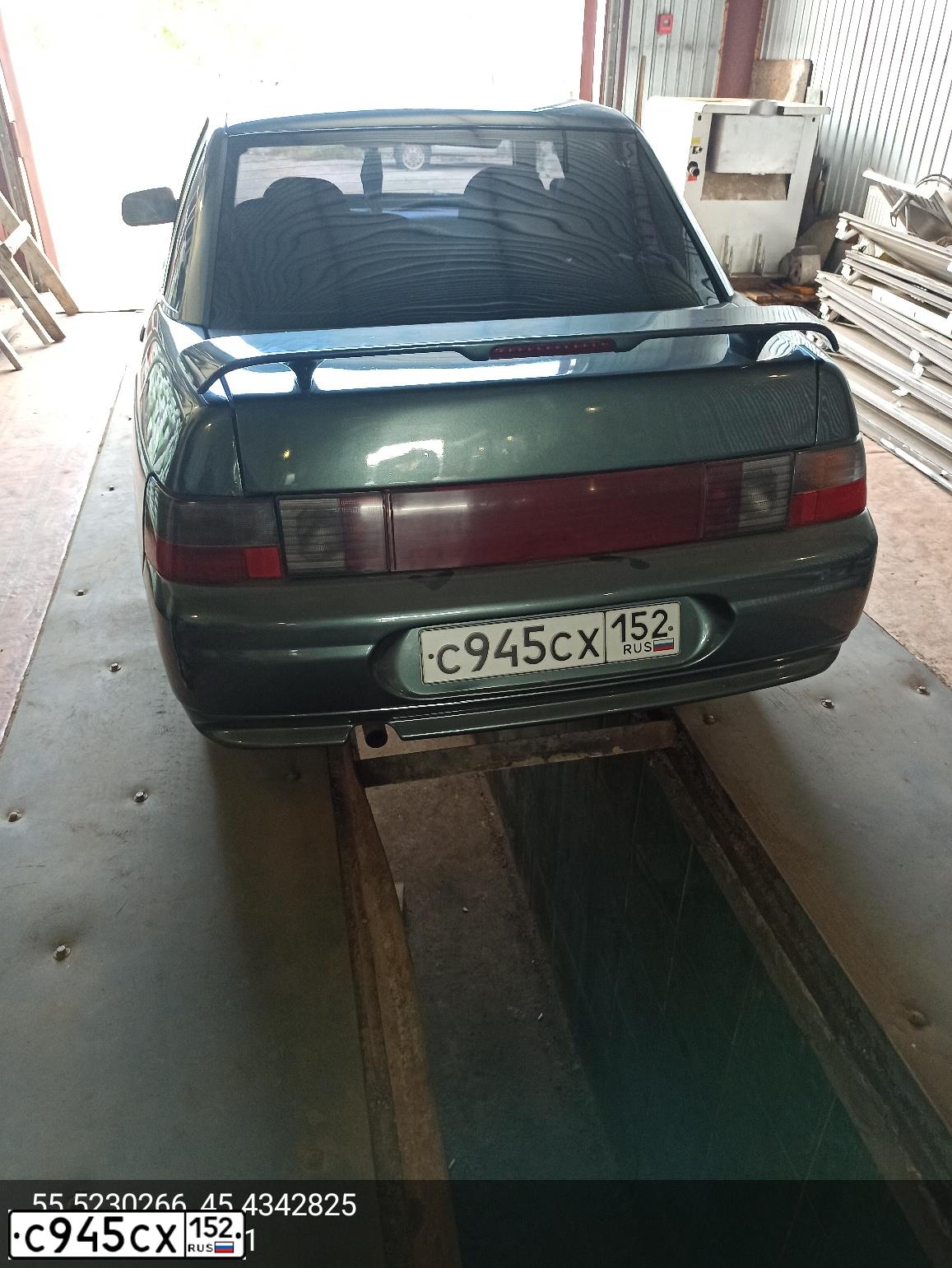 Фото автомобиля LADA 2110 LADA, 2006 — госномер В885ОС21. Цвет: СЕРО-СИНЕ-ЗЕЛЕНЫЙ