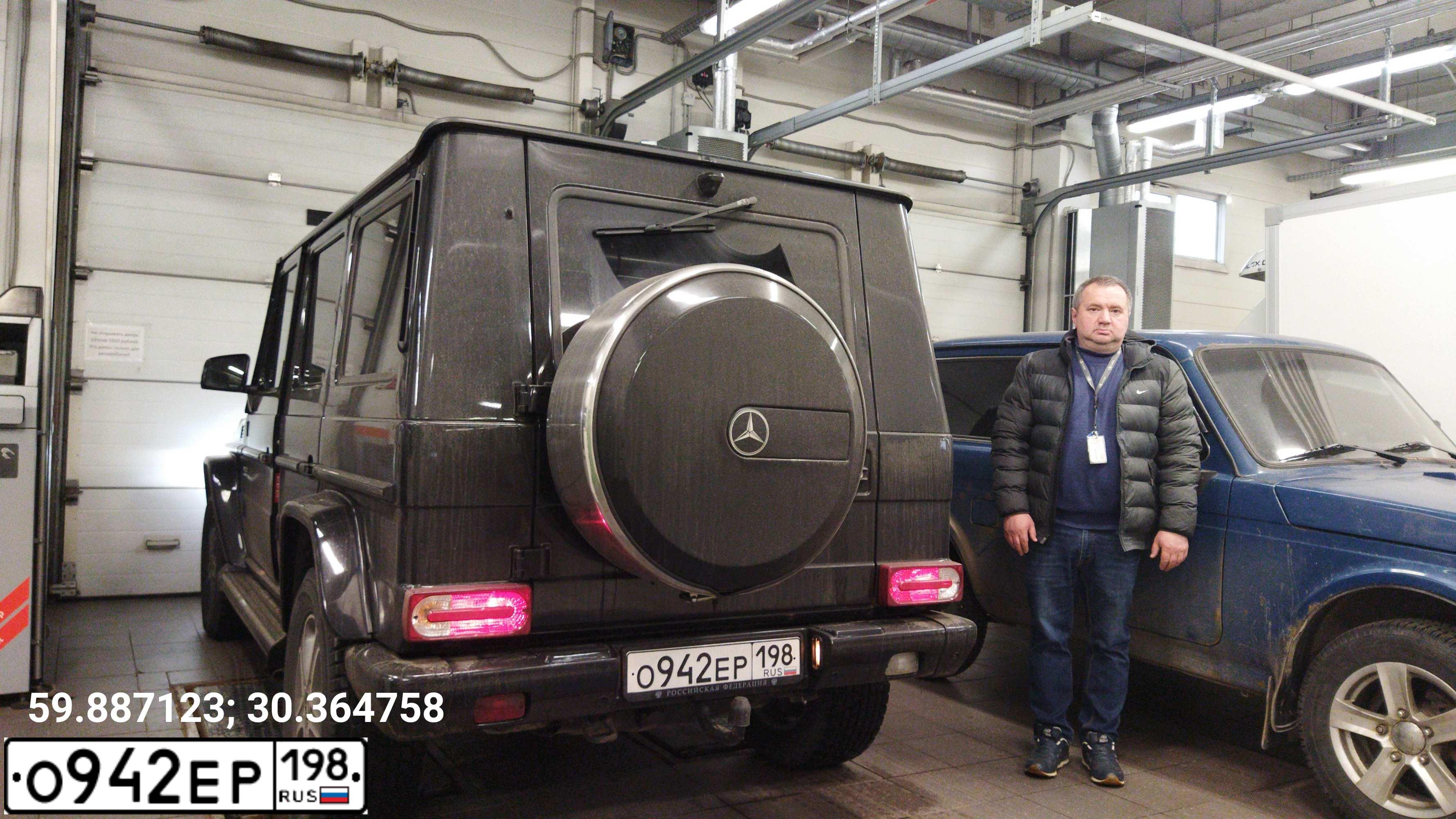 Фото автомобиля MERCEDES G-KLASSE, 2007 — госномер С100ТО198. Цвет: ЧЕРНЫЙ