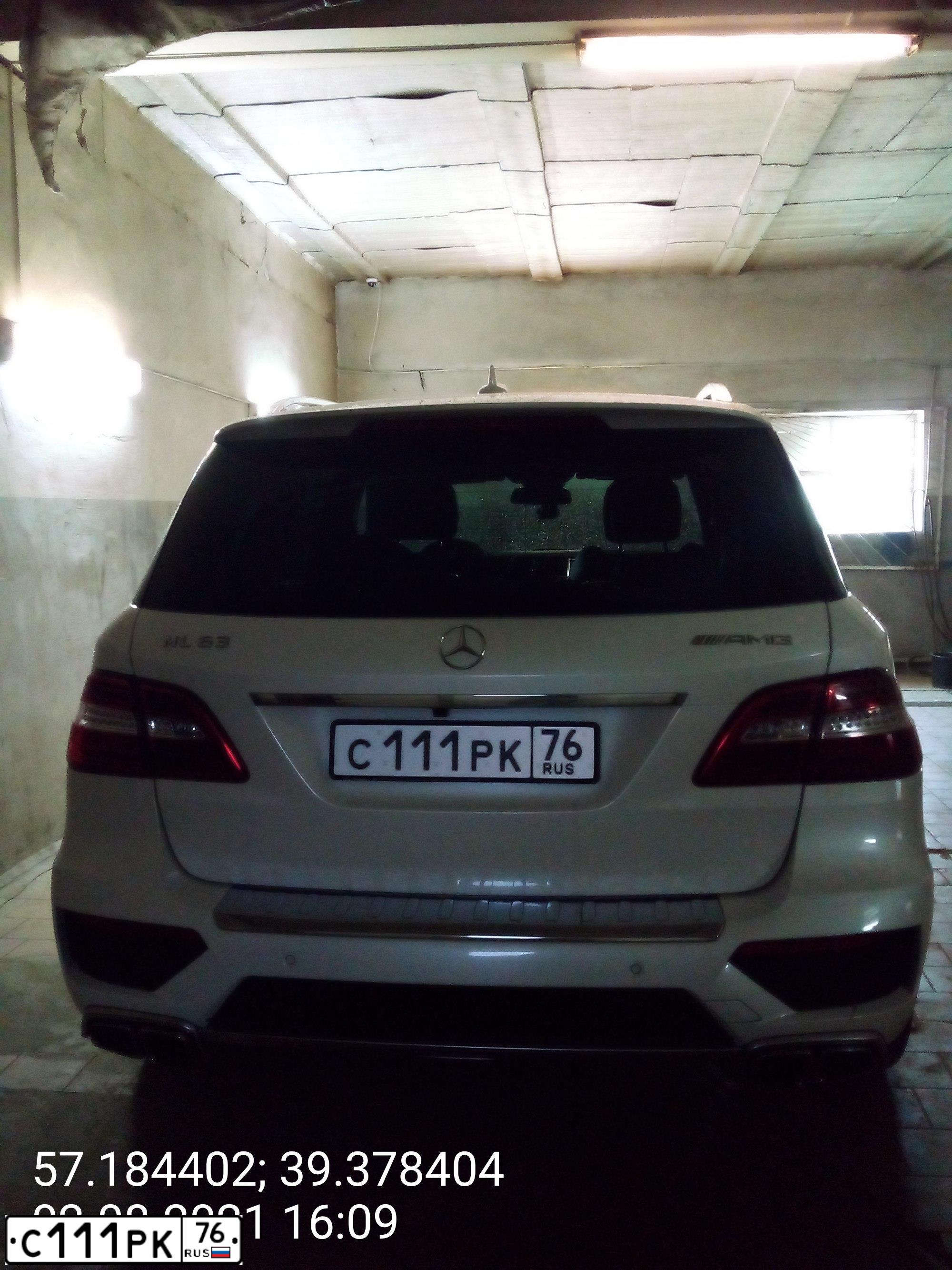 Фото автомобиля BMW SERIE 7, 2011 — госномер Т444АМ76. Цвет: СИНИЙ