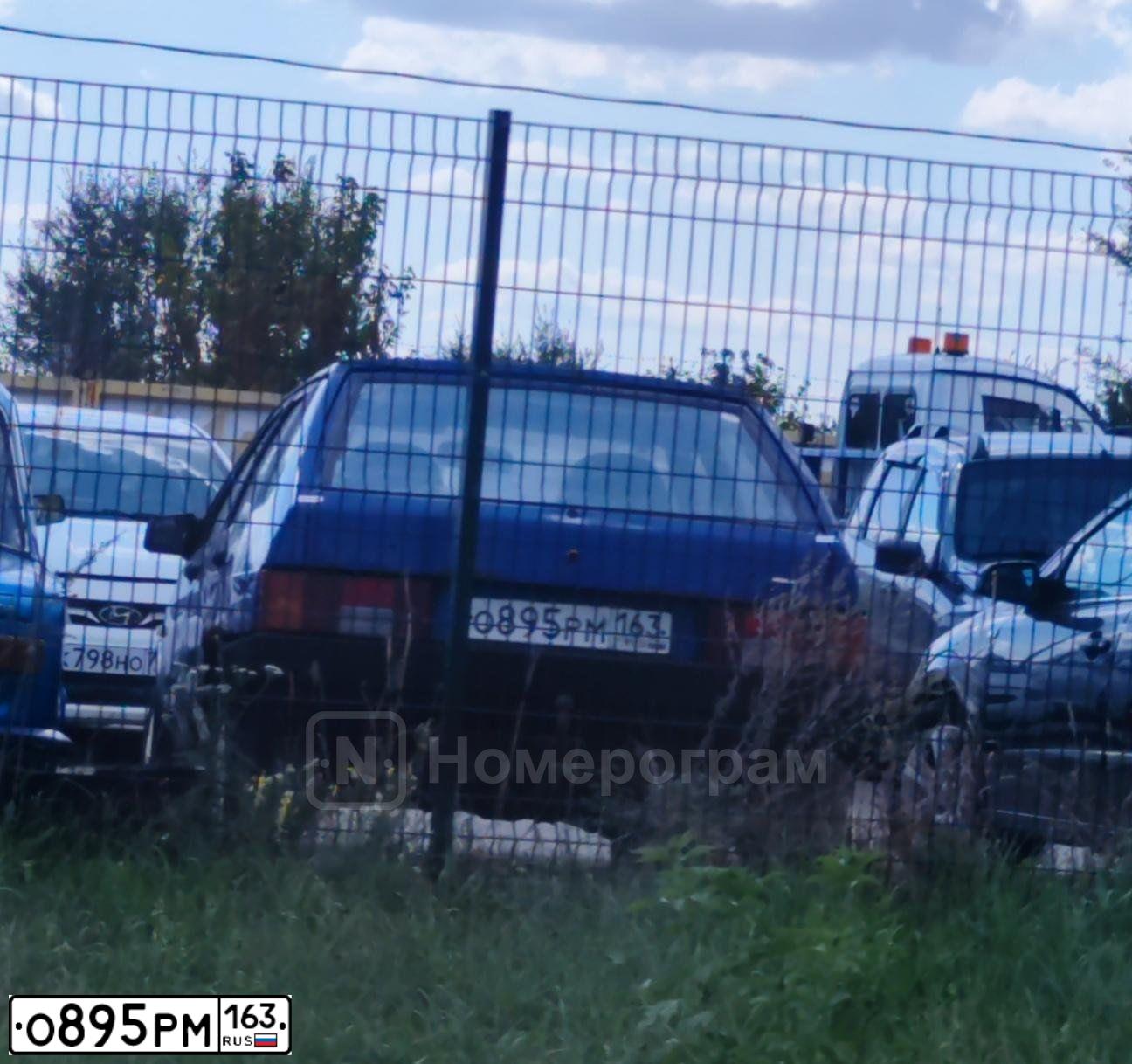 Фото автомобиля LADA 2109 SAMARA, 2003 — госномер О895РМ163. Цвет: СЕРЕБРИСТО-ЯРКО-СИНИЙ