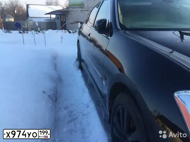 Фото автомобиля INFINITI M, 2008 — госномер Р013СК68. Цвет: ЧЕРНЫЙ