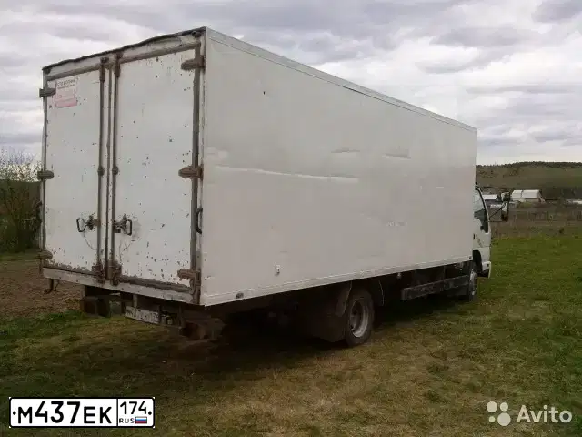 Фото автомобиля HYUNDAI PORTER, 2011 — госномер Р487РЕ797. Цвет: синий