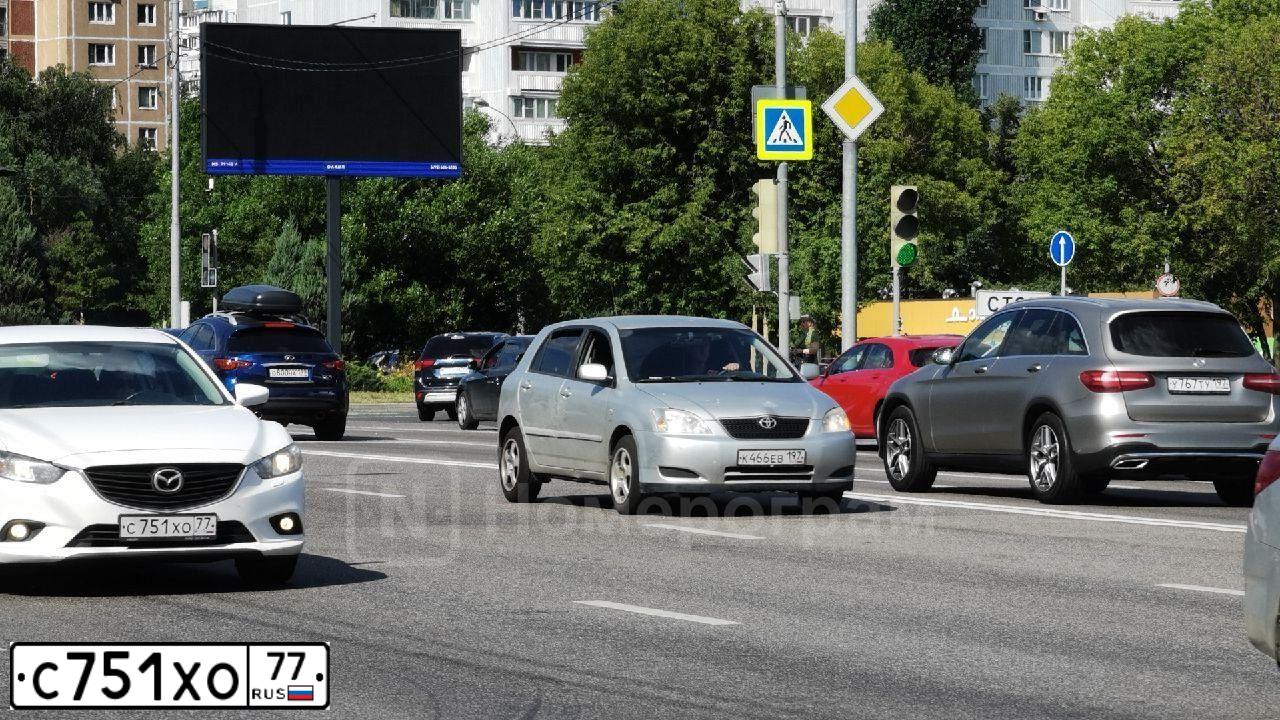 Фото автомобиля MAZDA 6, 2013 — госномер С751ХО77. Цвет: БЕЛЫЙ