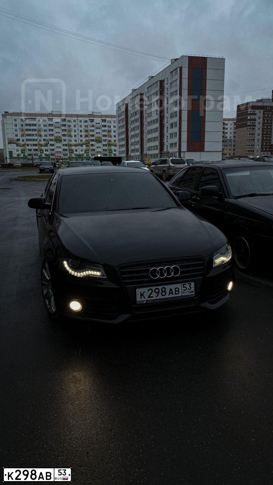 Фото автомобиля AUDI A4, 2011 — госномер К298АВ53. Цвет: ЧЕРНЫЙ