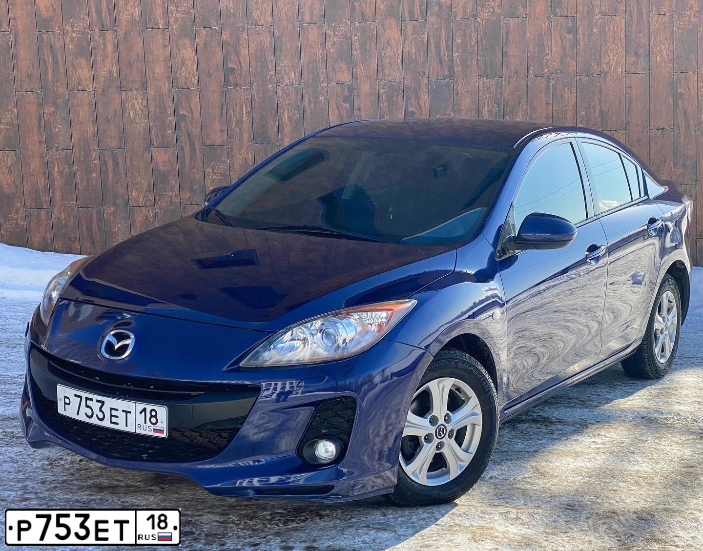 Фото автомобиля MAZDA 3, 2011 — госномер К777ЕО18. Цвет: синий