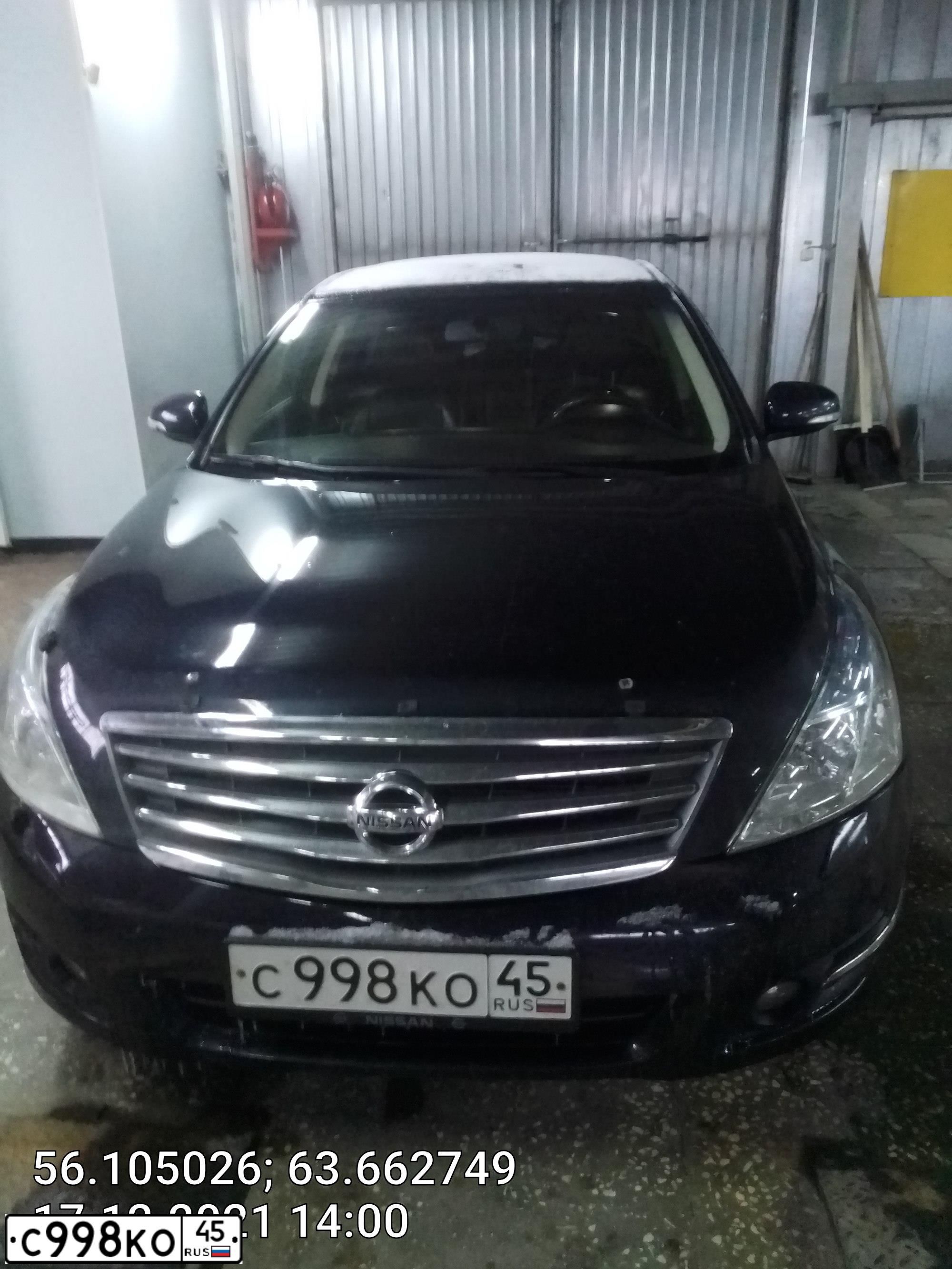 Фото автомобиля NISSAN TEANA, 2010 — госномер С998КО45. Цвет: ЧЕРНЫЙ