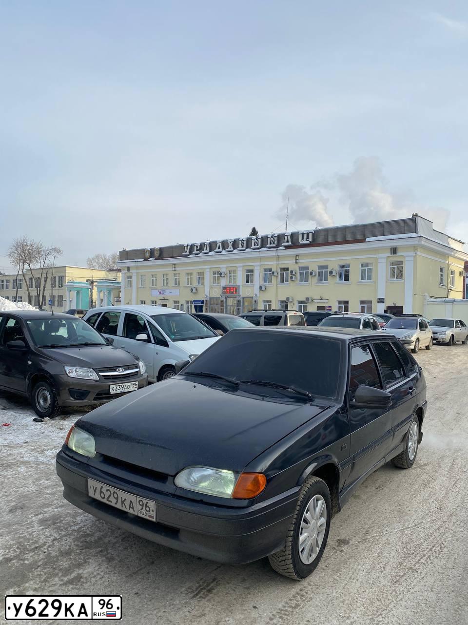 Фото автомобиля ВАЗ 21140, 2005 — госномер Т769МР196. Цвет: ЧЕРНЫЙ