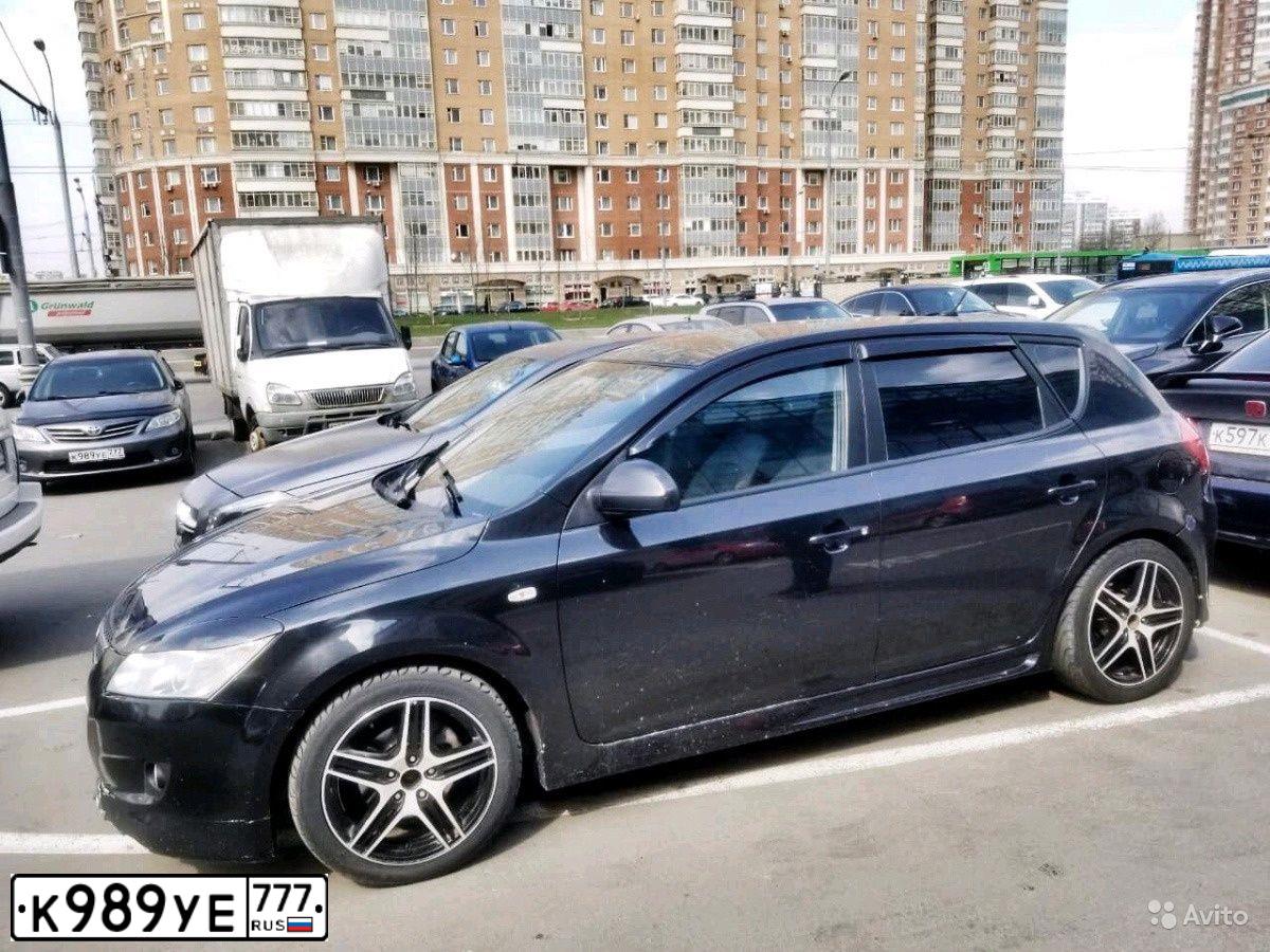Фото автомобиля TOYOTA COROLLA, 2011 — госномер К989УЕ777. Цвет: Серый