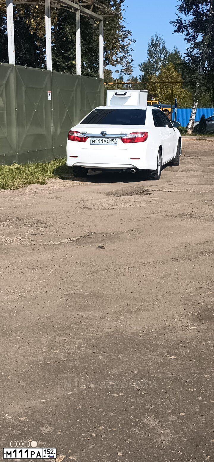 Фото автомобиля LADA 2170 PRIORA, 2011 — госномер Е396ЕС152. Цвет: Сине-Черный
