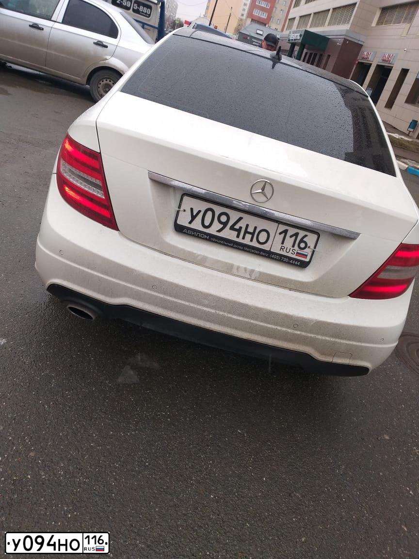 Фото автомобиля MERCEDES C-KLASSE, 2012 — госномер Н075ЕЕ716. Цвет: Белый
