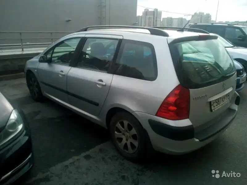 Фото автомобиля PEUGEOT 307, 2007 — госномер С587КР98. Цвет: СЕРЕБРИСТЫЙ