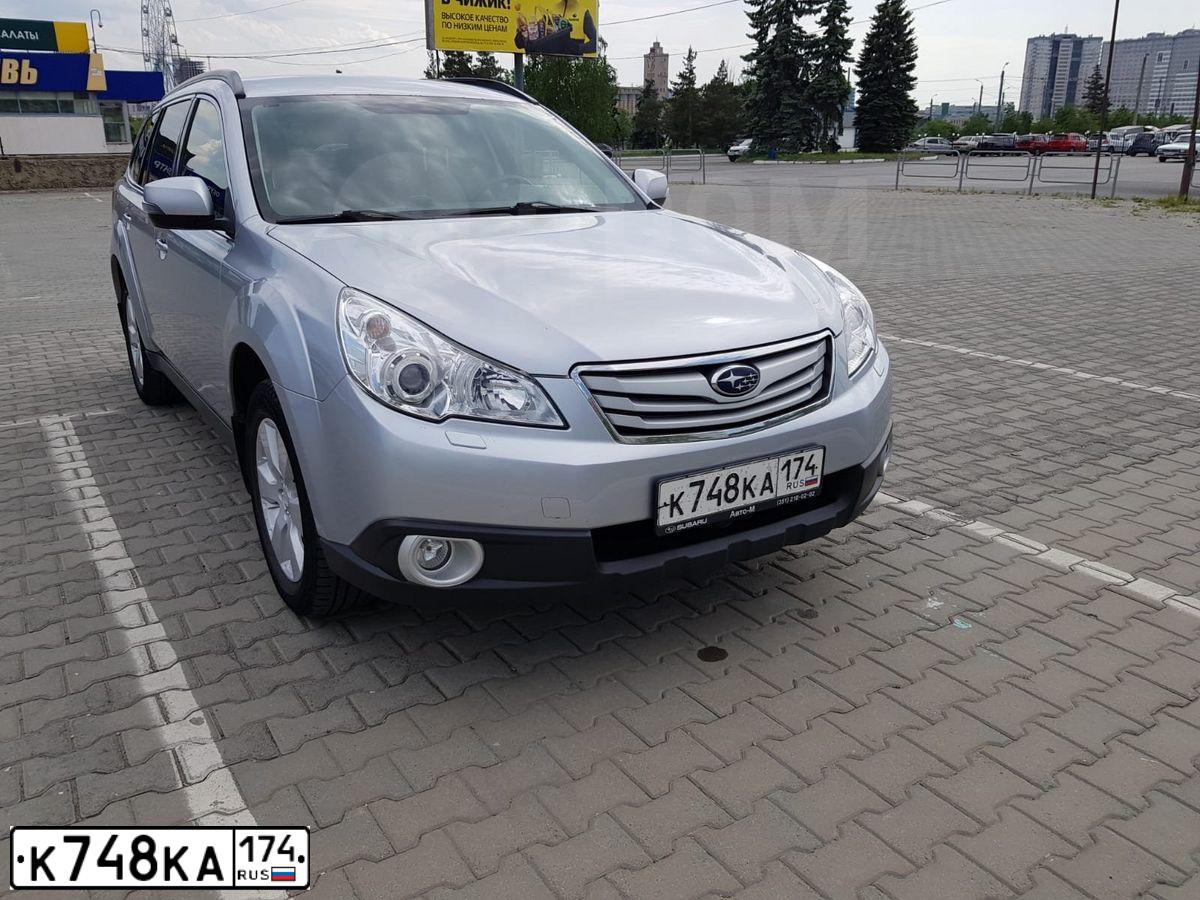 Фото автомобиля VOLKSWAGEN TOUAREG, 2008 — госномер Н809ОЕ45. Цвет: Серебристый
