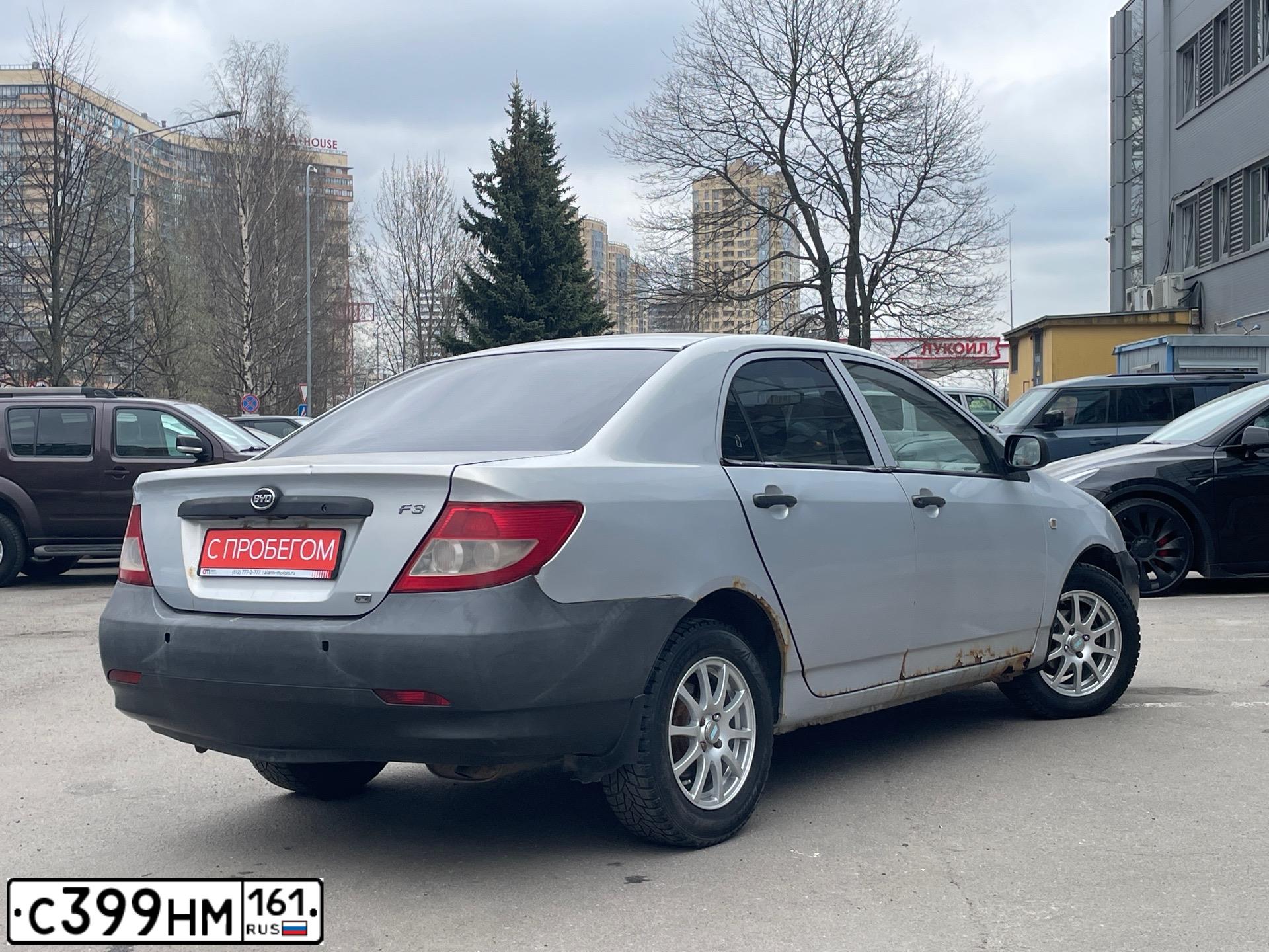 Фото автомобиля BYD F3, 2010 — госномер С395НМ161. Цвет: Серебристый