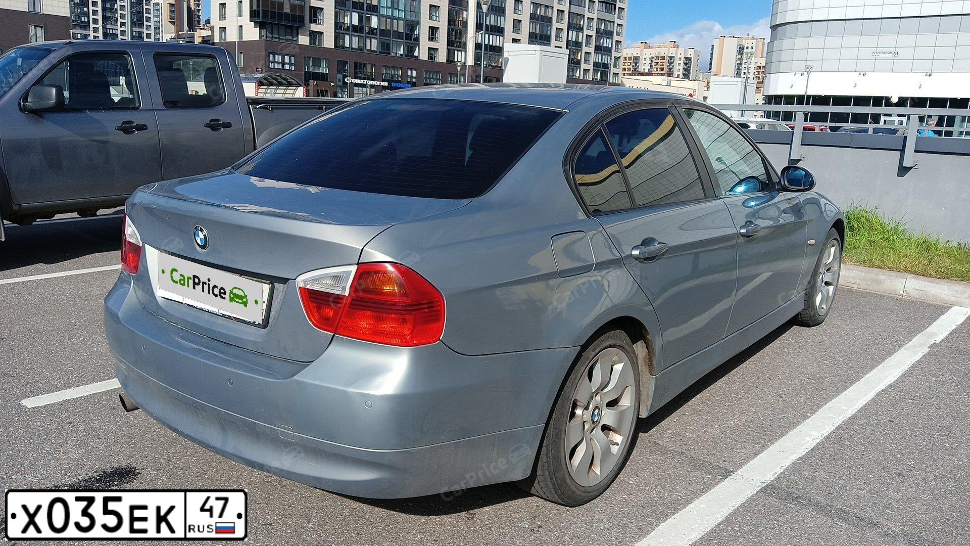 Фото автомобиля BMW 320I, 2005 — госномер Т894СР198. Цвет: СЕРЫЙ