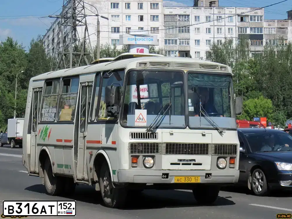 Фото автомобиля PAZ 3205, 2007 — госномер Т667МЕ56. Цвет: Белый