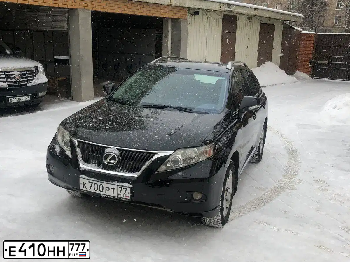 Фото автомобиля CADILLAC ESCALADE, 2008 — госномер А787ХК51. Цвет: ЧЕРНЫЙ