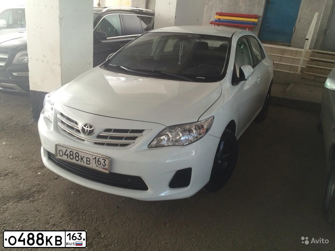 Фото автомобиля TOYOTA COROLLA, 2011 — госномер В201ОО89. Цвет: БЕЛЫЙ