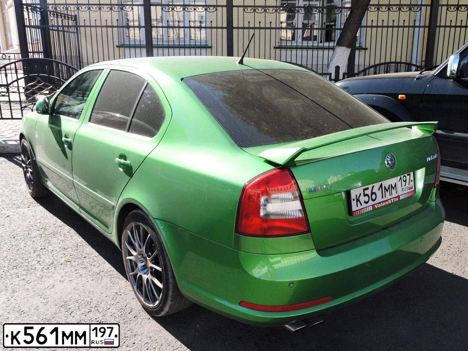 Фото автомобиля SKODA OCTAVIA, 2012 — госномер К561ММ197. Цвет: ЗЕЛЕНЫЙ