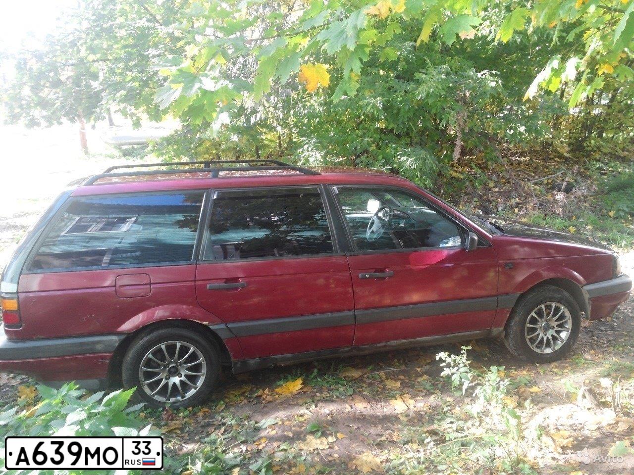 Фото автомобиля VOLKSWAGEN PASSAT, 1990 — госномер В418ЕЕ164. Цвет: ВИШНЕВЫЙ