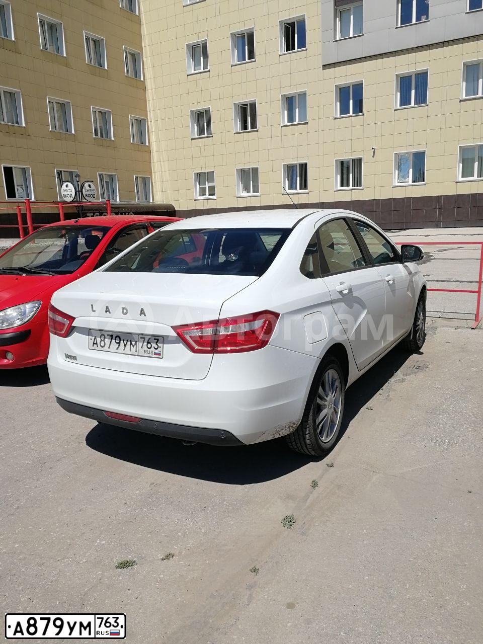 Фото автомобиля LADA VESTA, 2019 — госномер А879УМ763. Цвет: Белый