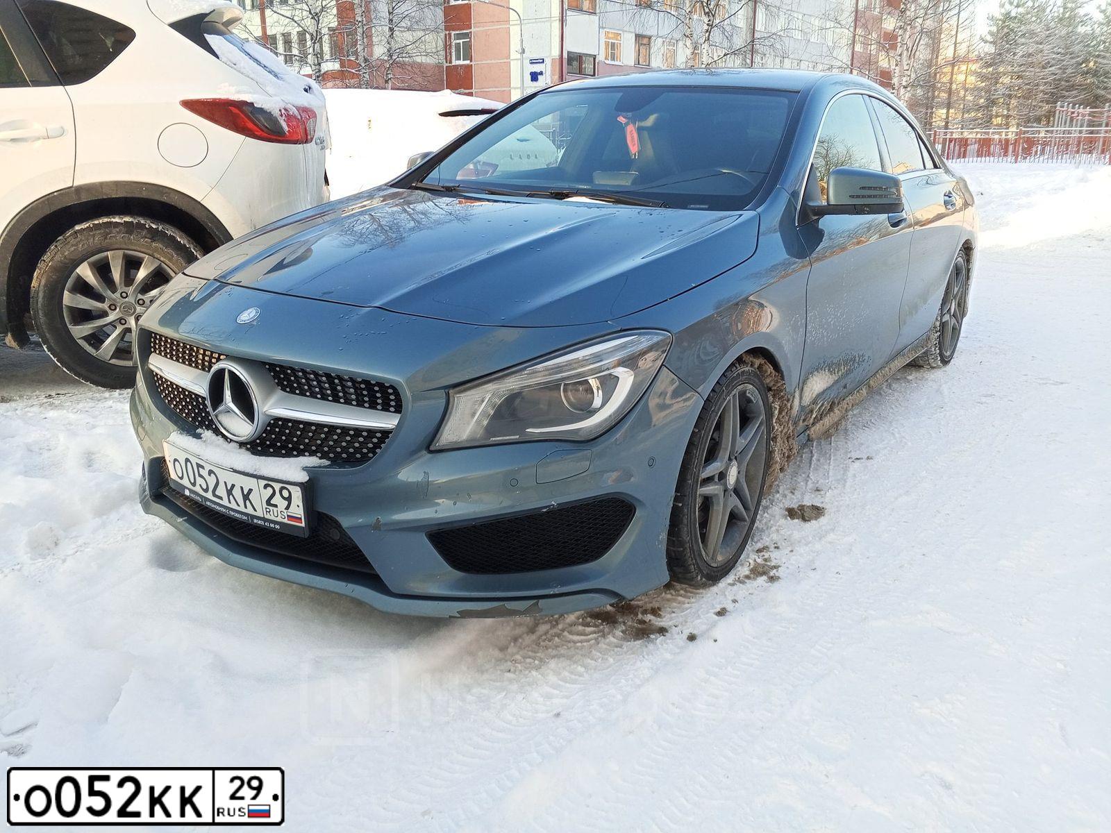Фото автомобиля MERCEDES CLA-KLASSE, 2014 — госномер О052КК29. Цвет: синий