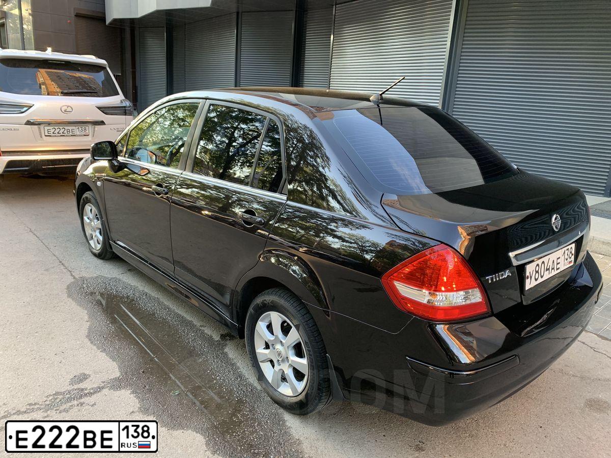 Фото автомобиля PORSCHE CAYENNE, 2008 — госномер В800КМ89. Цвет: Белый