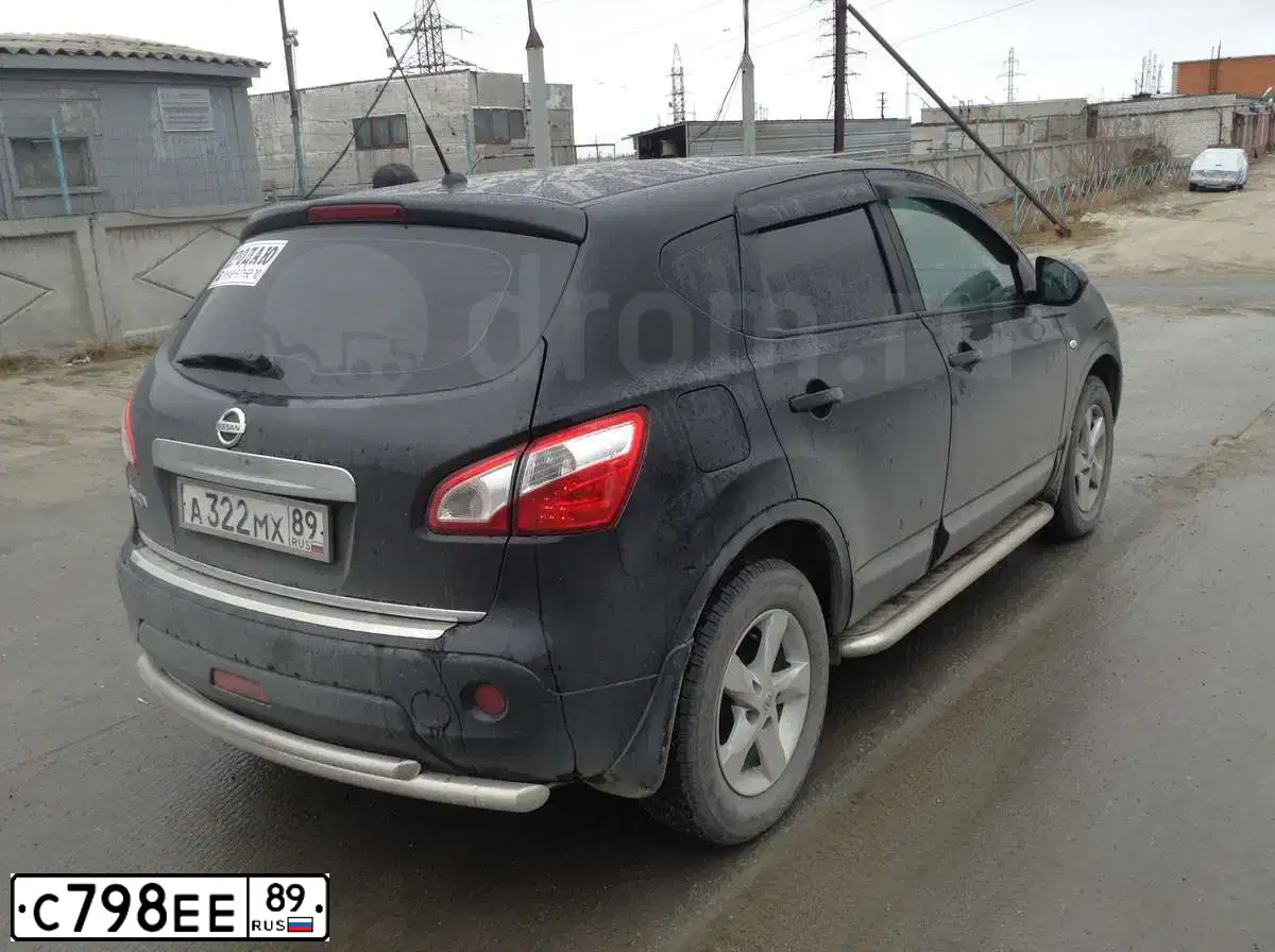 Фото автомобиля NISSAN ALMERA, 2003 — госномер С798ЕЕ89. Цвет: СЕРЕБРИСТЫЙ