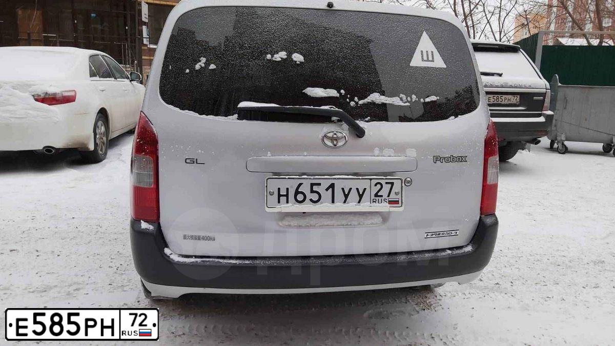 Фото автомобиля LANDROVER DISCOVERY, 2007 — госномер Е585РН72. Цвет: СЕРЫЙ