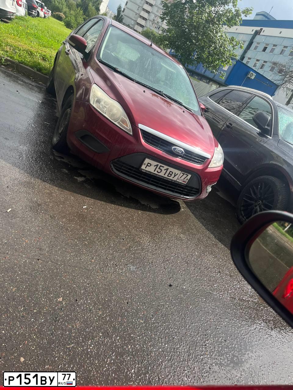 Фото автомобиля FORD FOCUS, 2008 — госномер М347КР199. Цвет: ВИШНЕВЫЙ