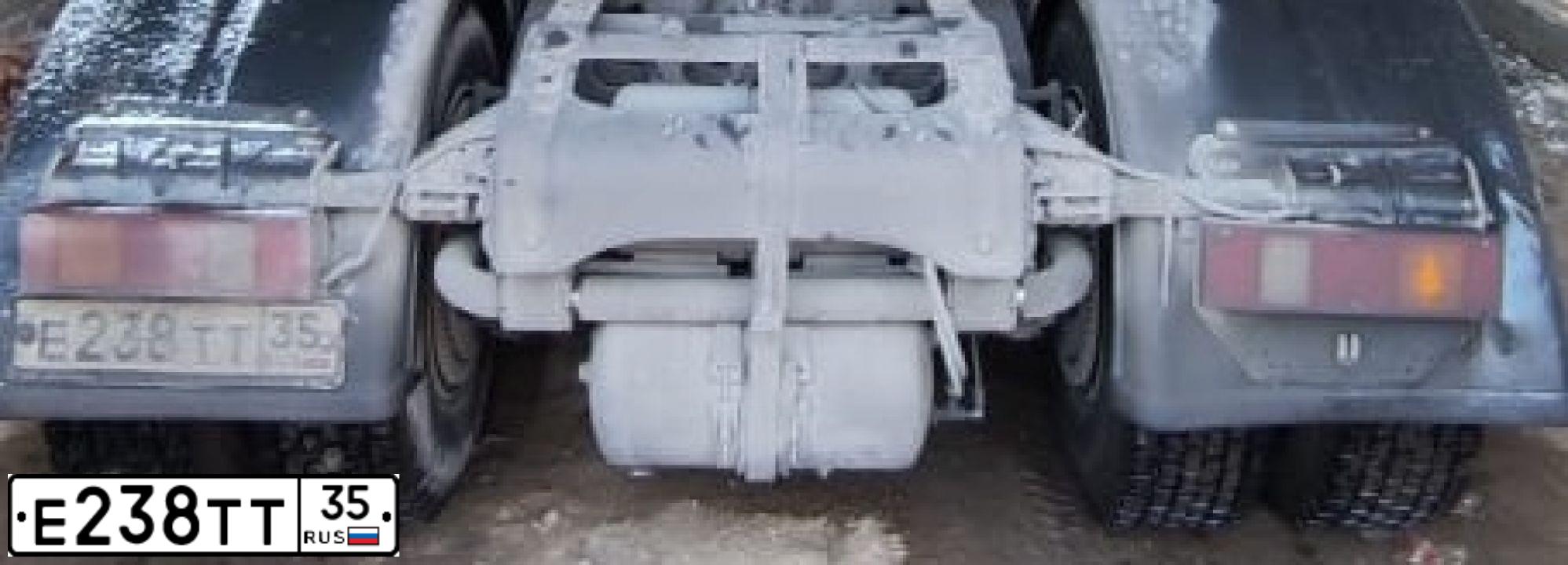Фото автомобиля SCANIA SERIE P /6X4/, 2008 — госномер Е238ТТ35. Цвет: Белый