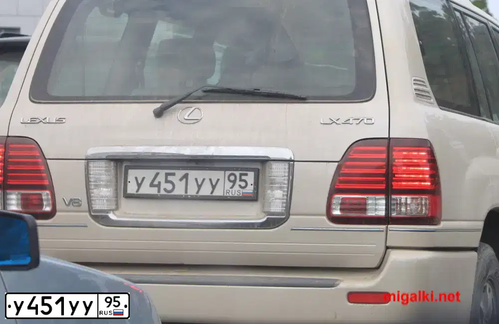 Фото автомобиля MERCEDES M-KLASSE, 2008 — госномер В669ОО126. Цвет: ЧЕРНЫЙ