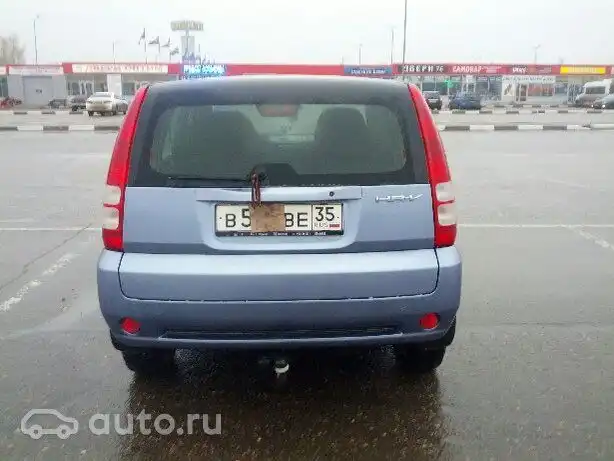 Фото автомобиля VOLKSWAGEN GOLF, 2010 — госномер В615МВ35. Цвет: ЧЕРНЫЙ
