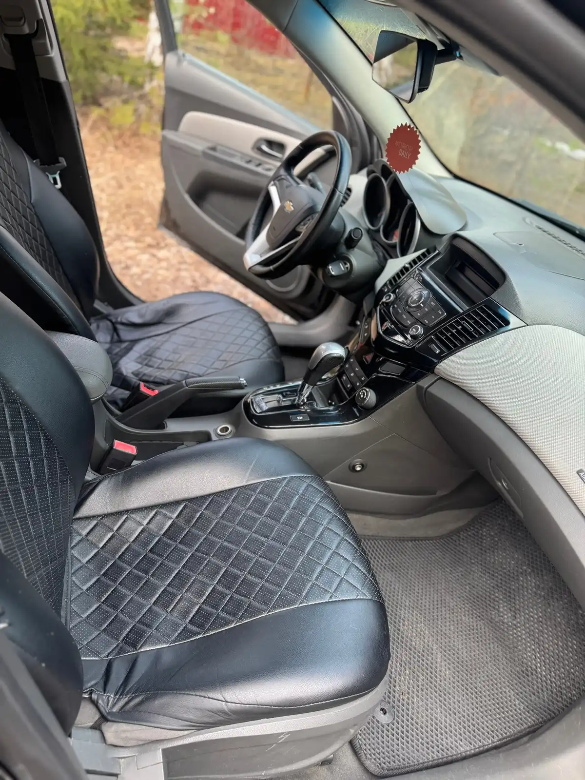 Фото автомобиля CHEVROLET CRUZE, 2010 — госномер О537ОК196. Цвет: ЧЕРНЫЙ