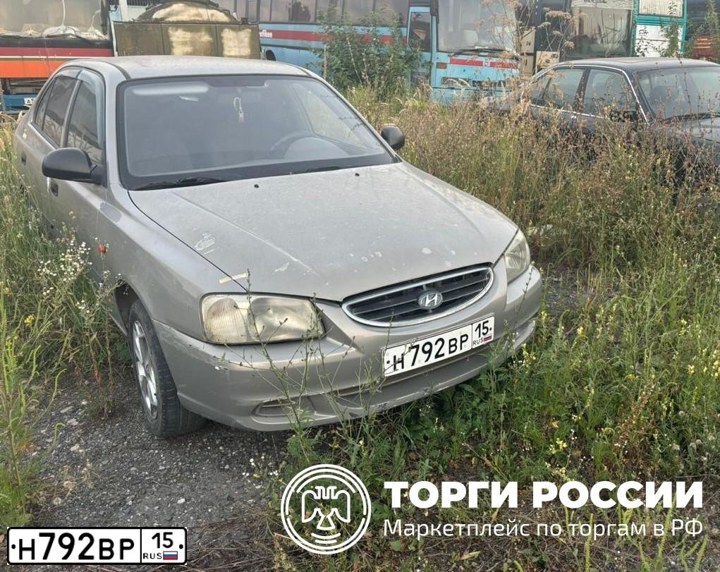 Фото автомобиля TAGAZ ACCENT, 2008 — госномер Н792ВР15. Цвет: СВЕТЛО БЕЖЕВЫЙ