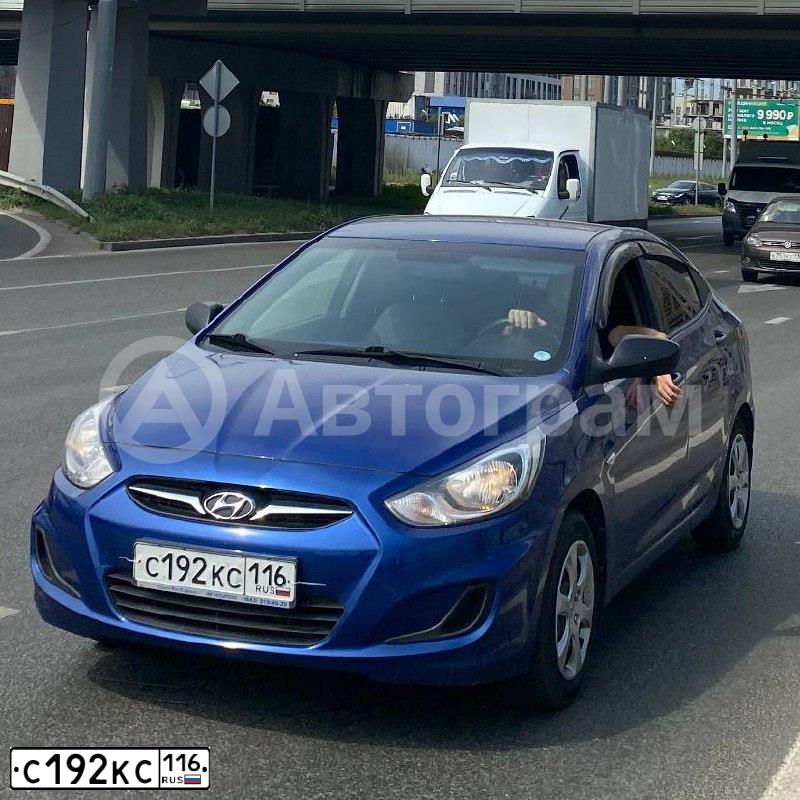 Фото автомобиля HYUNDAI SOLARIS, 2012 — госномер С192КС116. Цвет: Темно-синий