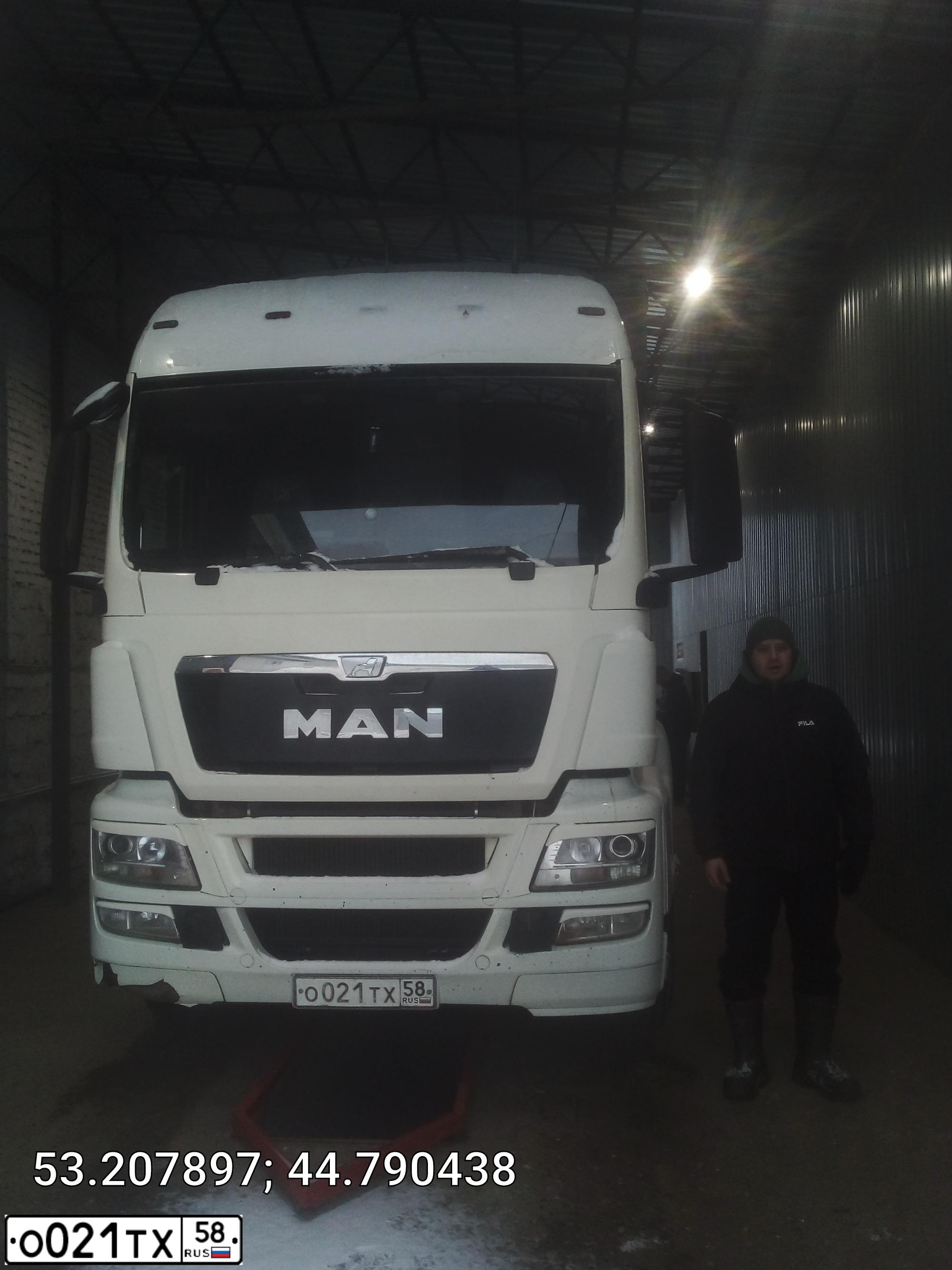 Фото автомобиля KAMAZ 5308 /4X2/, 2011 — госномер О021ТХ58. Цвет: синий