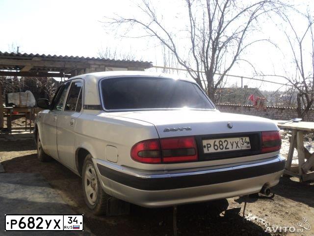 Фото автомобиля GAZ 3110 WOLGA, 2005 — госномер У435ТХ34. Цвет: серебристый