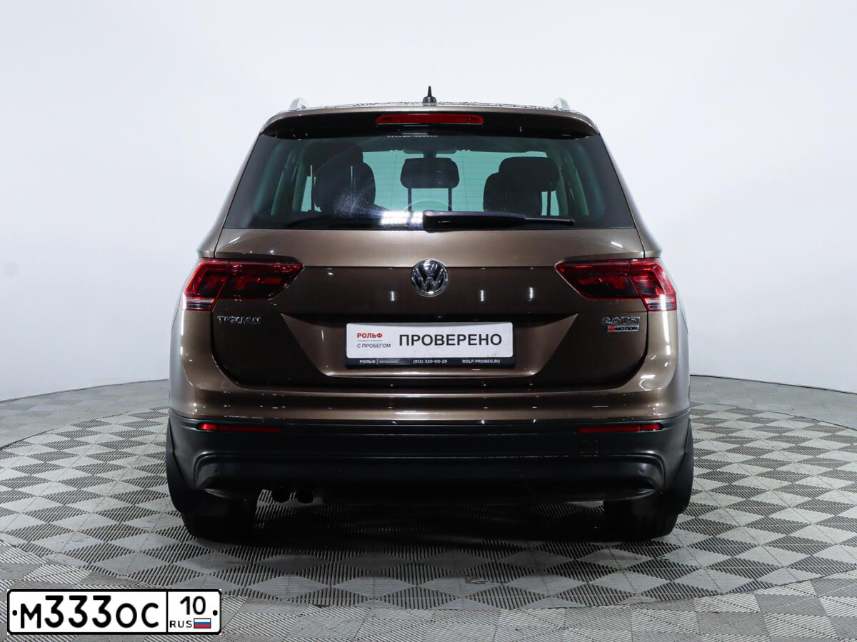 Фото автомобиля VOLKSWAGEN TIGUAN, 2017 — госномер М333ОС10. Цвет: КОРИЧНЕВЫЙ