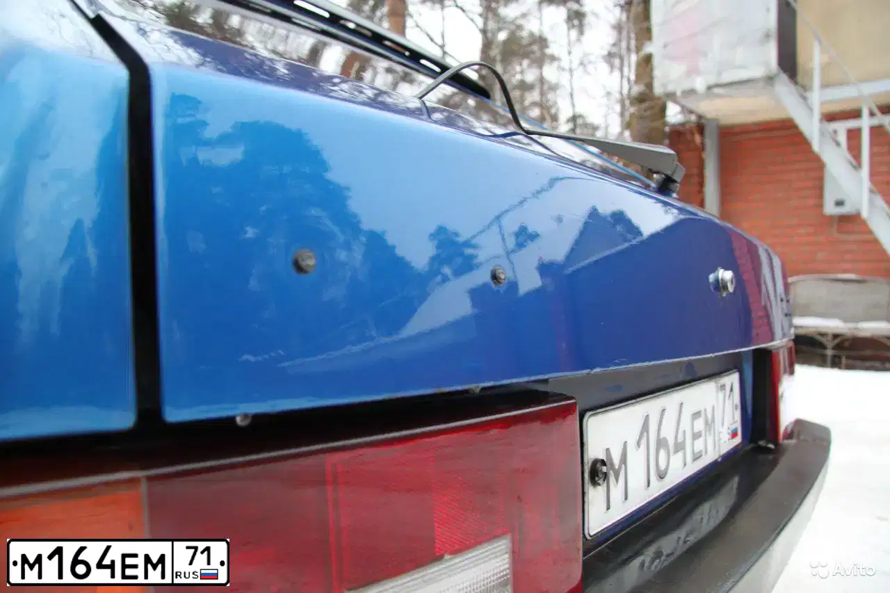 Фото автомобиля LADA 2109 SAMARA, 2000 — госномер М164ЕМ71. Цвет: ЯРКО-СИНИЙ