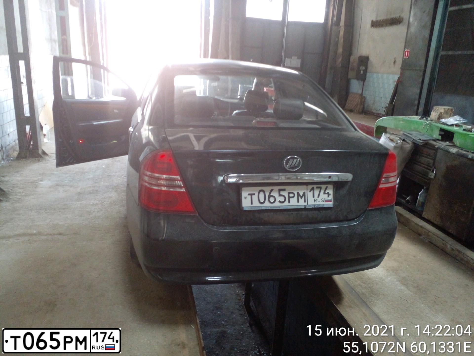 Фото автомобиля LIFAN SOLANO, 2012 — госномер Т065РМ174. Цвет: ЧЕРНЫЙ