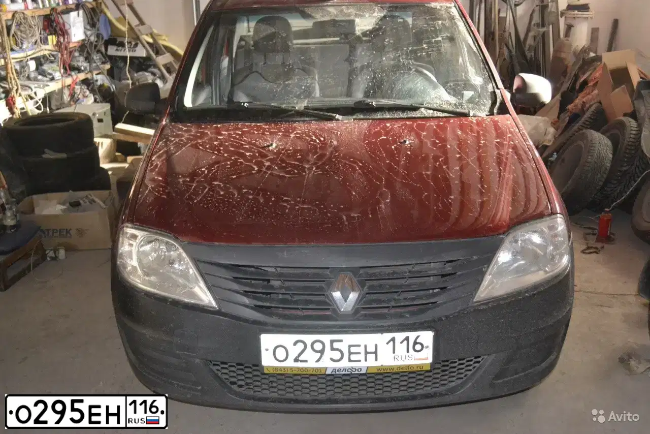 Фото автомобиля RENAULT LOGAN, 2011 — госномер В170ЕН797. Цвет: Красный