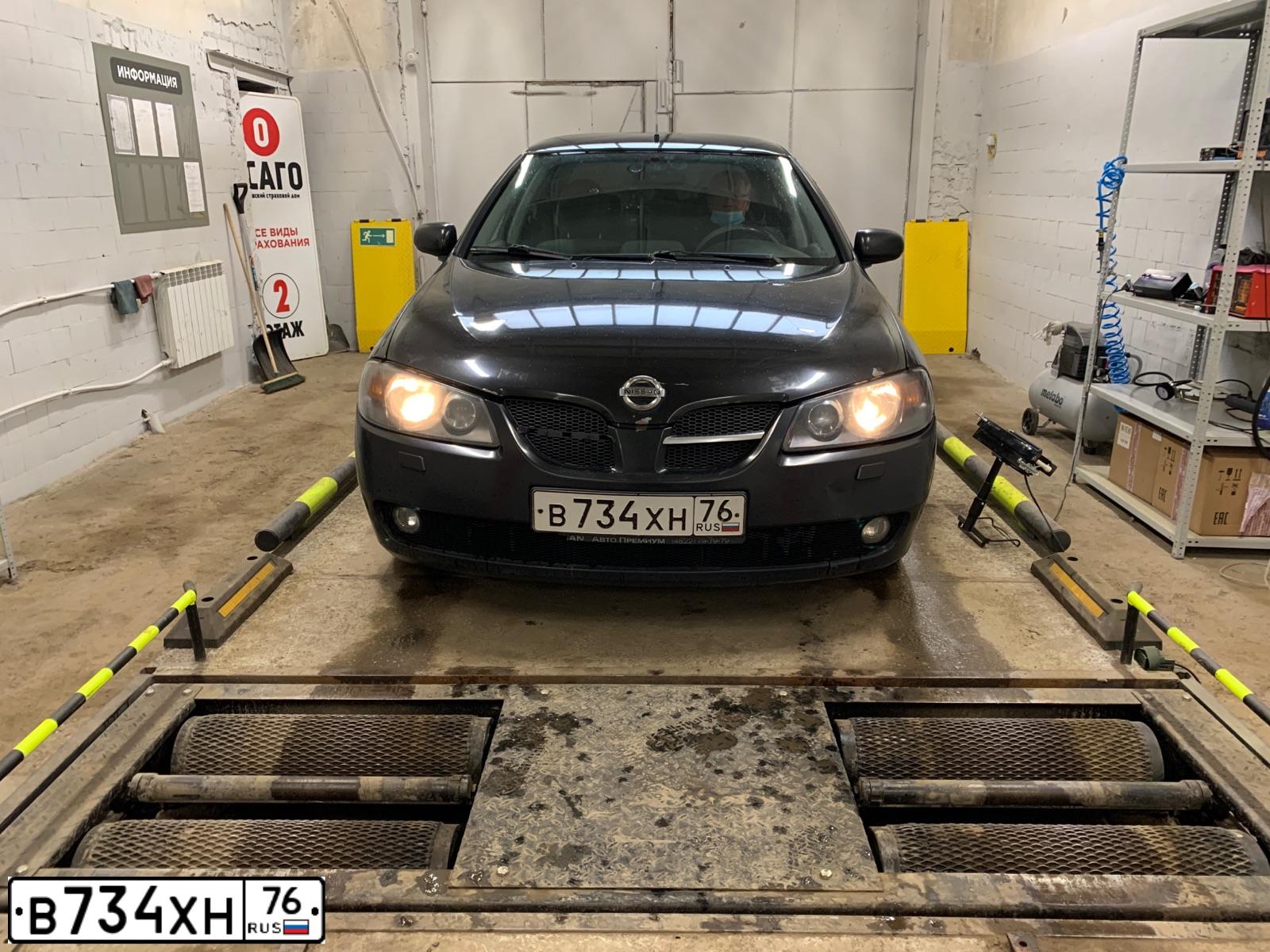 Фото автомобиля NISSAN ALMERA, 2005 — госномер О881ЕР790. Цвет: ЧЕРНЫЙ