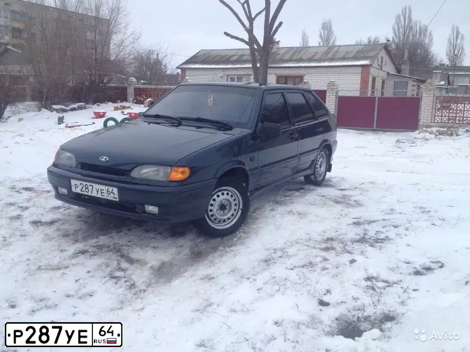 Фото автомобиля LADA 2172 PRIORA, 2009 — госномер Р288УЕ64. Цвет: СВЕТЛО-СЕРЕБРИСТЫЙ МЕТАЛЛ