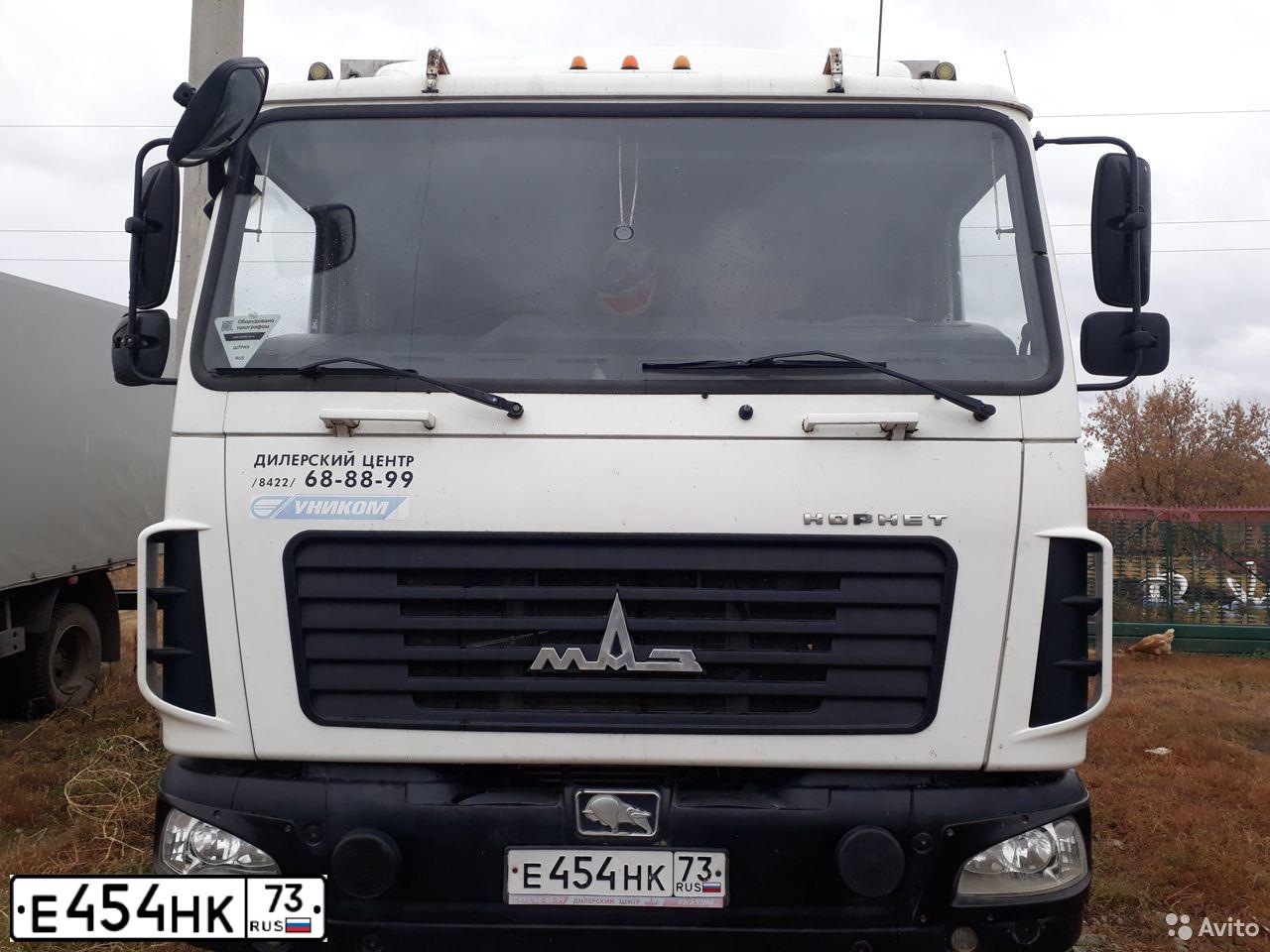 Фото автомобиля MAZ 4371 /4X2/, 2014 — госномер А464УТ702. Цвет: Белый