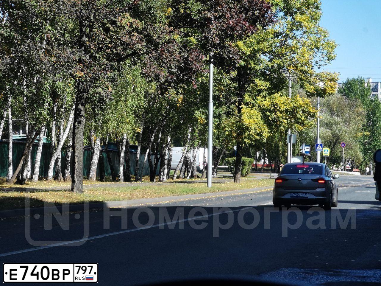 Фото автомобиля SSANGYONG KYRON, 2009 — госномер Е740ВР797. Цвет: ЧЕРНЫЙ