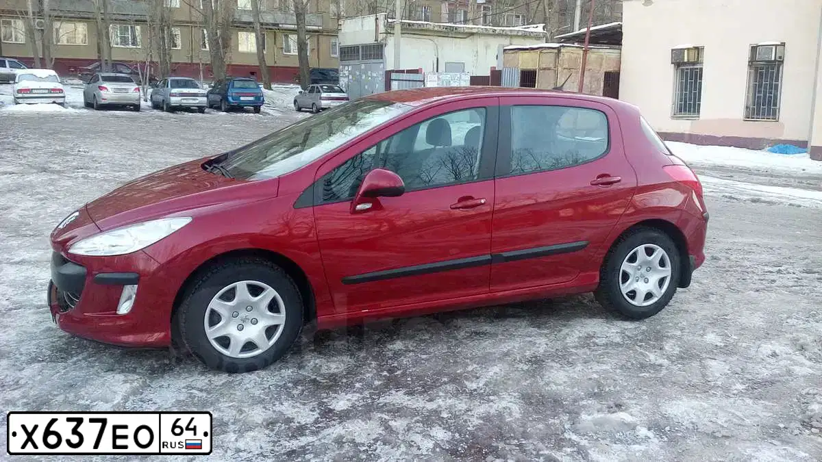 Фото автомобиля DAEWOO O MATIZ, 2010 — госномер Х637ЕО64. Цвет: СПЕЛАЯ ВИШНЯ