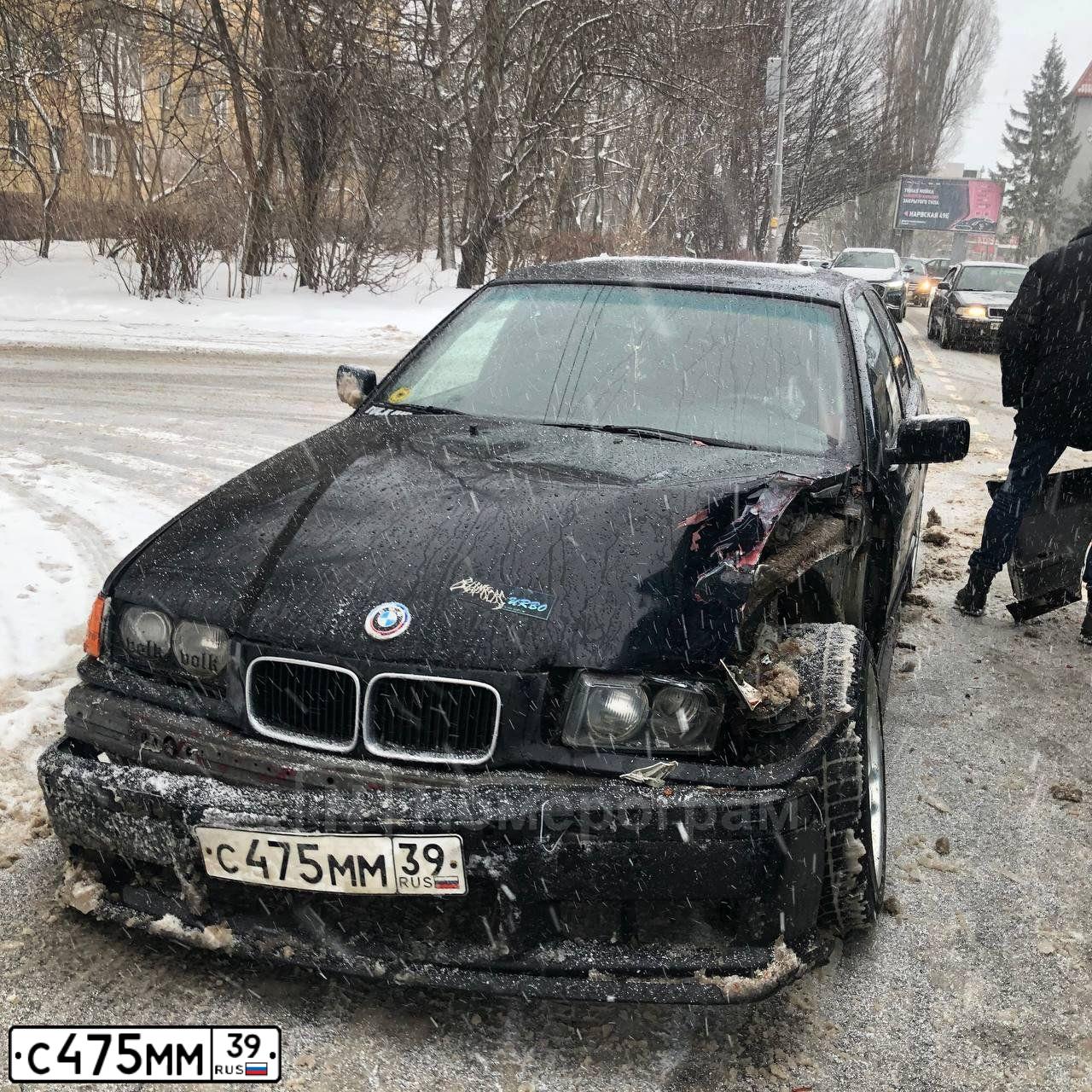 Фото автомобиля BMW SERIE 3, 1997 — госномер С475ММ39. Цвет: ЧЕРНЫЙ