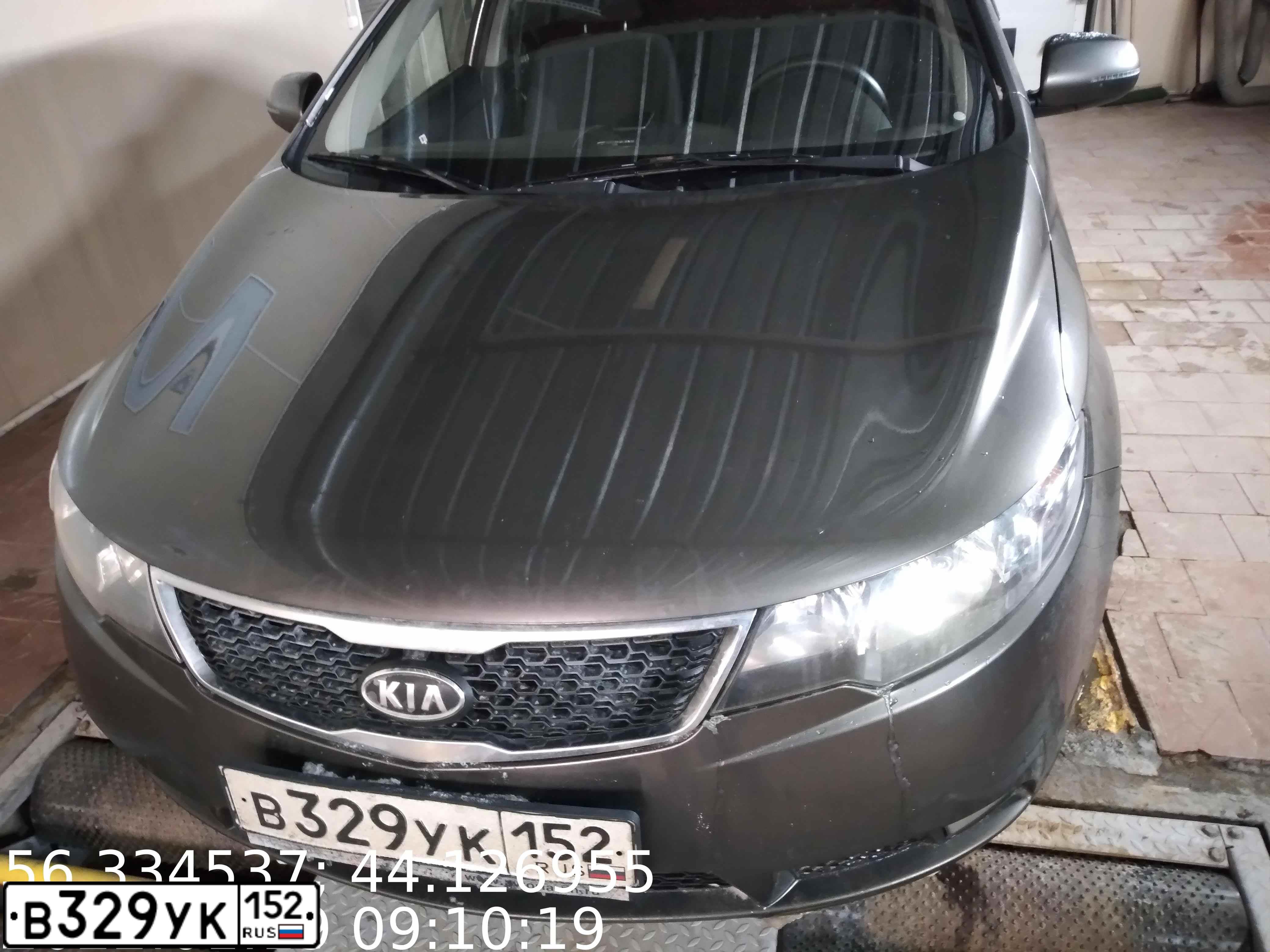 Фото автомобиля KIA CERATO, 2010 — госномер В329УК152. Цвет: ЗЕЛЕНО-КОРИЧНЕВЫЙ