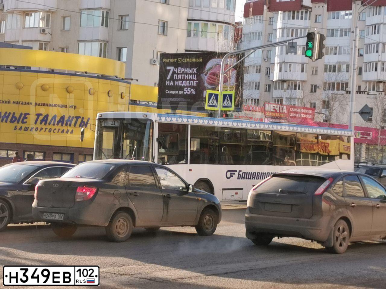 Фото автомобиля CHEVROLET LACETTI, 2007 — госномер Н349ЕВ102. Цвет: синий