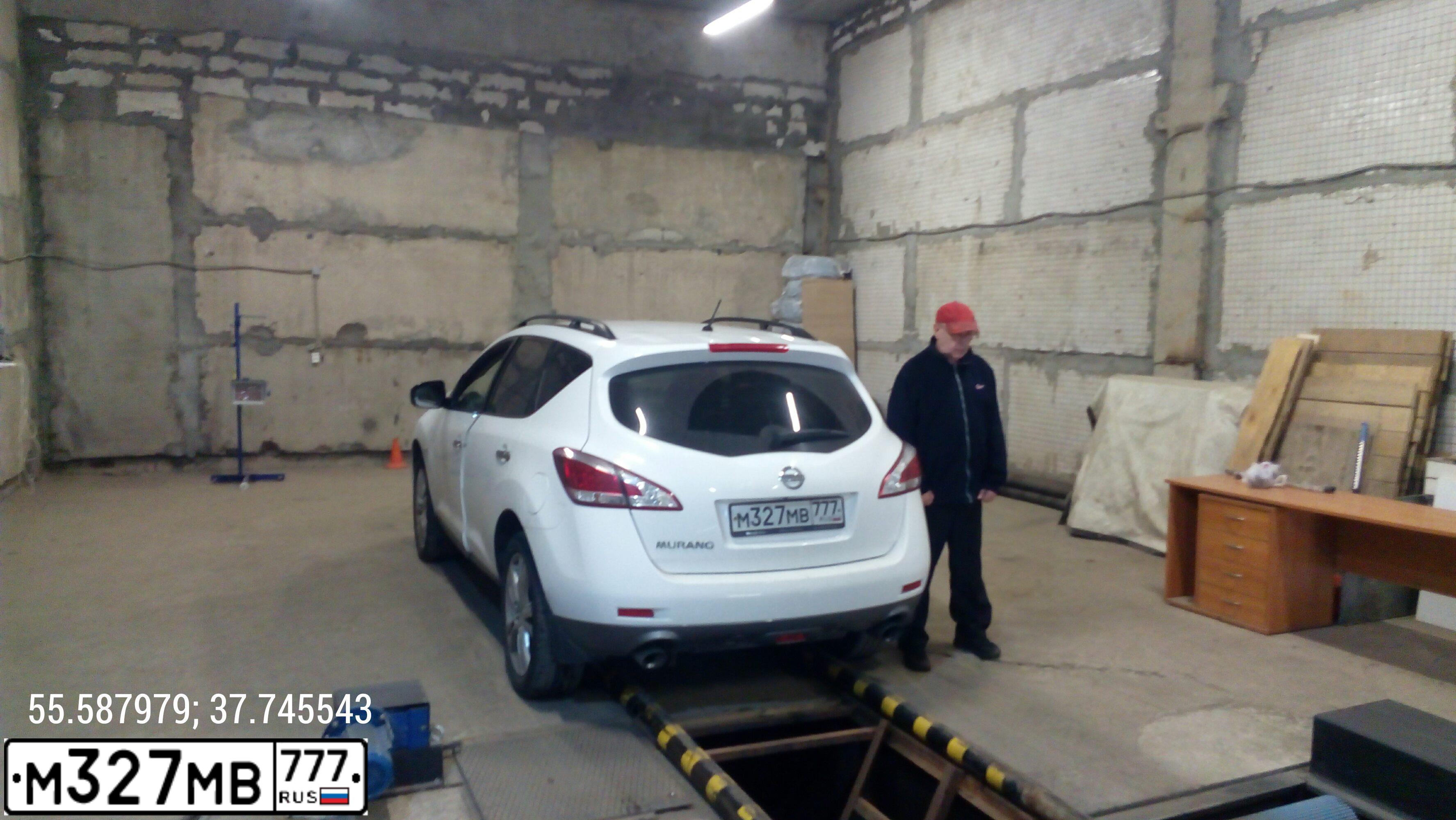 Фото автомобиля NISSAN MURANO, 2013 — госномер М327МВ777. Цвет: Белый